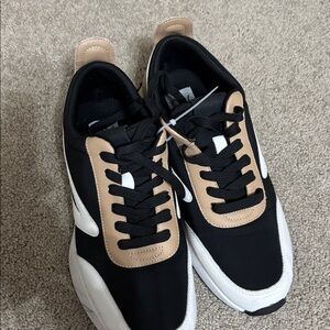 Dolce Vita Bettie Sneakers Women's size 9 Green Black Tan Summer